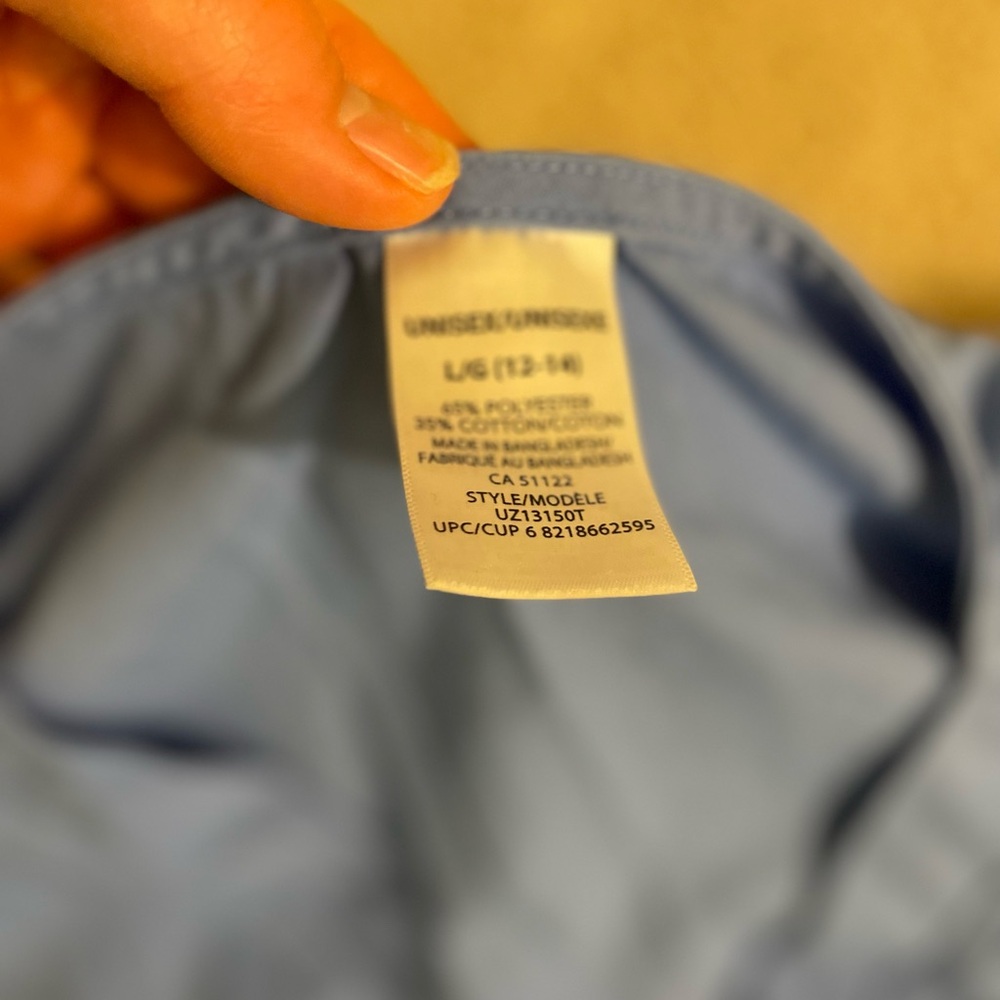 Scrub sets - Picture 10 of 10